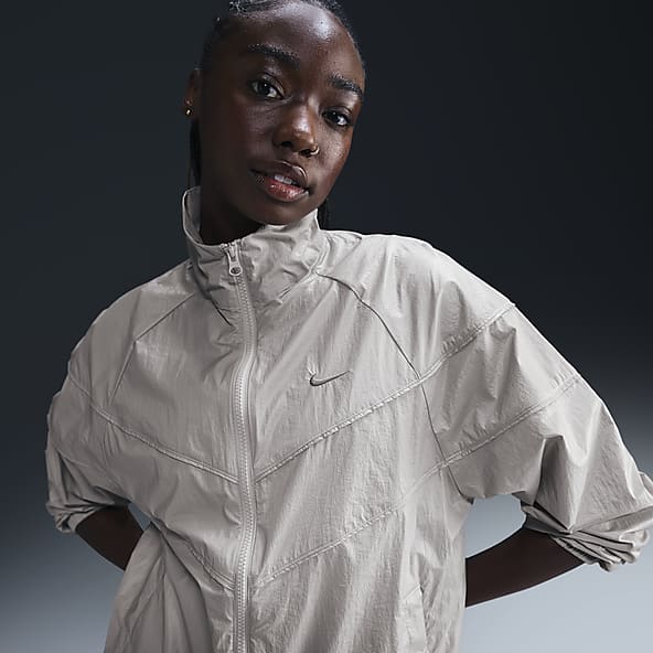 Nike windbreaker jacket womens deals